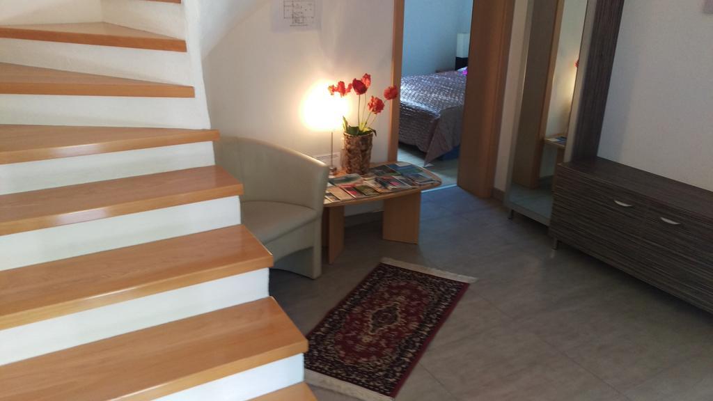 Apartment Casa Eni Drazice エクステリア 写真