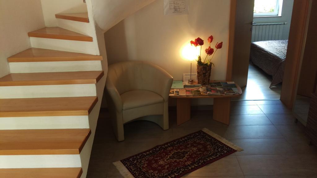 Apartment Casa Eni Drazice エクステリア 写真